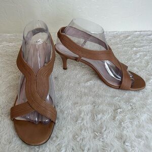 Elie Tahari Cleopatra Strappy  Taupe Sandals Heels size 9 (EU 39.5)